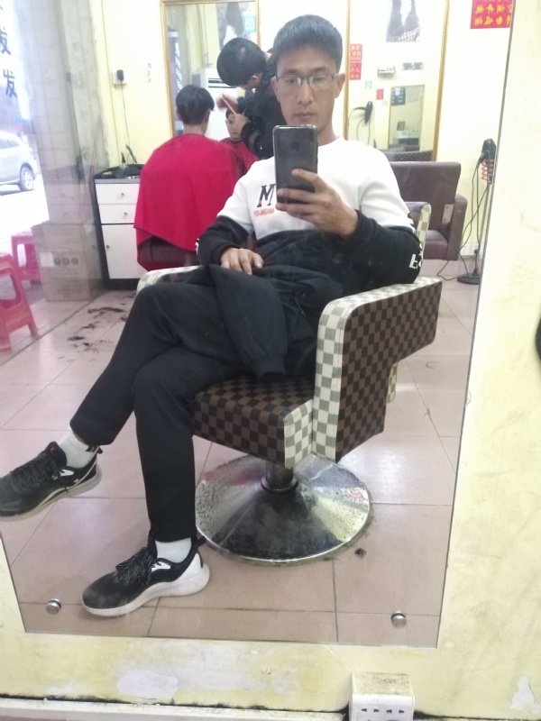 hushuai的第一张照片--清远中老年相亲网